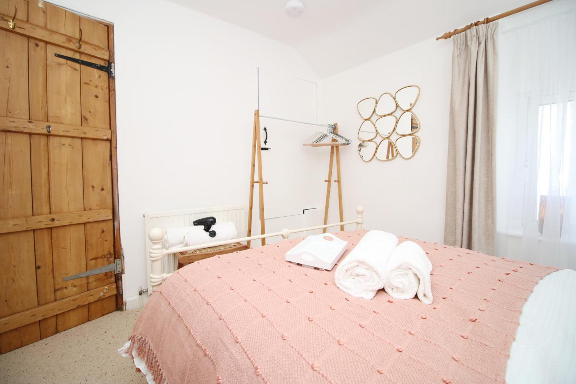 Little Gem In The Mumbles! Fishermans Cottage With Log Burner, Dog Friendly And Welcome Breakfast Hamper! Extérieur photo